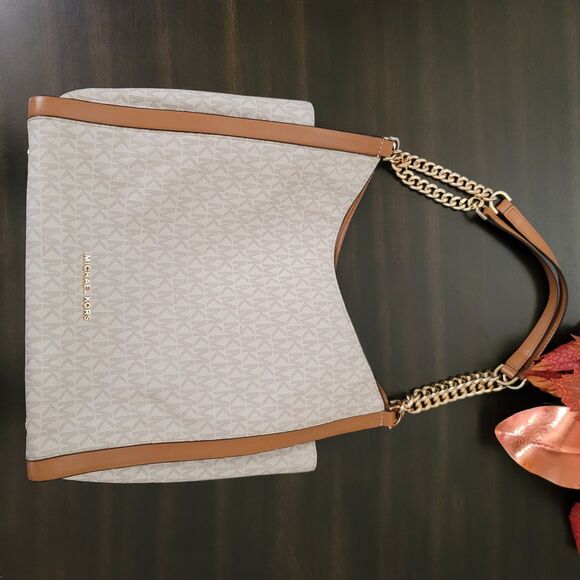 Michael Kors Newbury Shoulder Tote Bag Medium Vanilla Acorn Chain Hobo White Tan - Picture 5 of 16